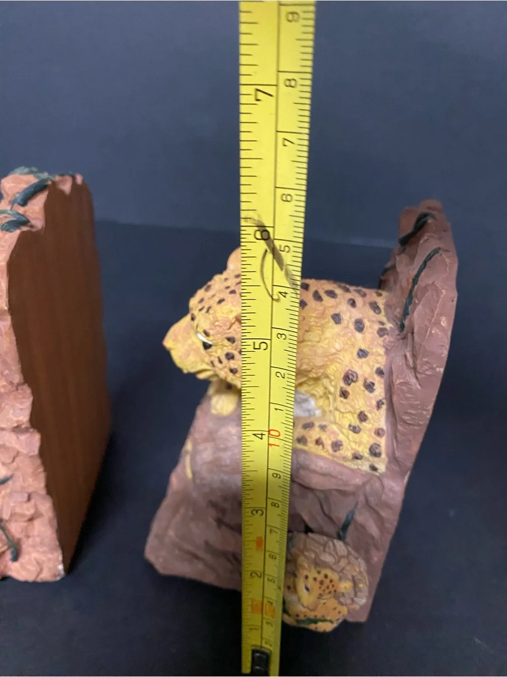 Vintage Wildlife Leopard Figurine with built in music box Bookends - Yellow